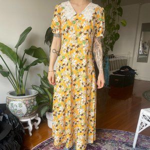 Maxi yellow flower dress